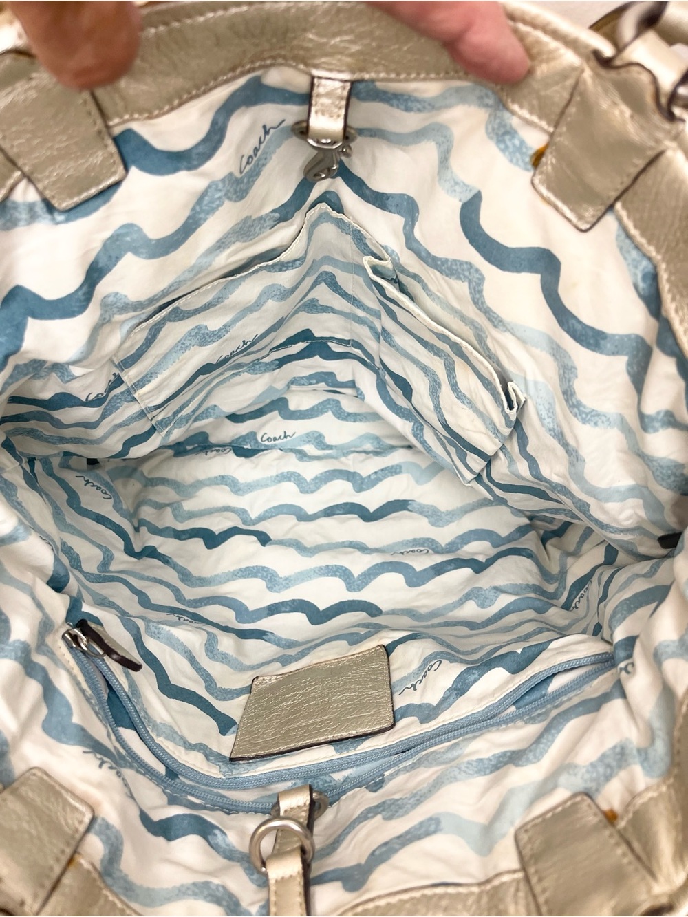 Coach Audrey Leigh Seahorse Beach Tote Bag (Style #17039) Limited Edition - Picture 13 of 17